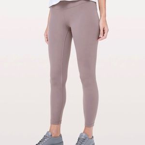 Lululemon wunder under